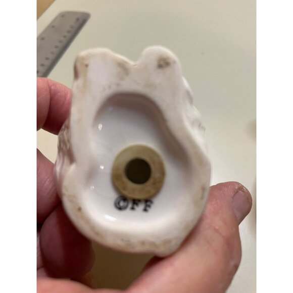 Vintage Fitz & Floyd Monkey Shine Salt & Pepper Shakers Japan Hug White - Picture 7 of 8